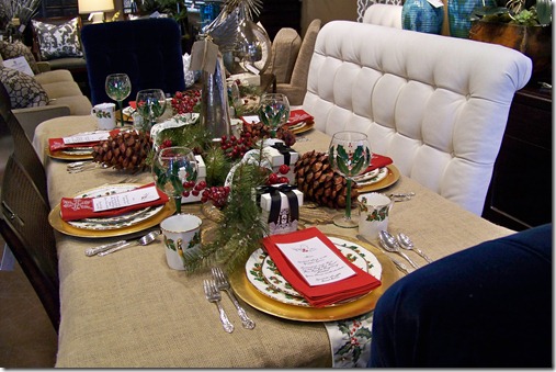 tradional holiday table