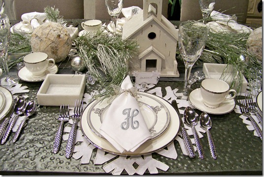 winter scape table, place settings